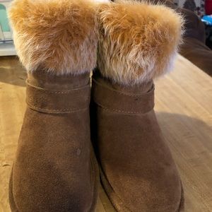 Bear paw boots
